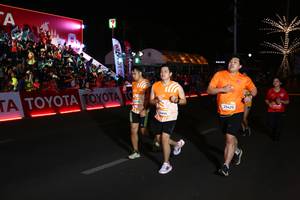 BIB: 06464, 25425
                            <button type="button" onclick="openModal(23005341)" class="btn btn-primary btn-sm float-right btn-popup" data-toggle="modal" data-target=".modal-high-quality">
                        <i class="fas fa-shopping-cart"></i> Add to Cart
                    </button>
                                            <button type="button" onclick="isThisMe(23005341, true)" class="btn btn-success btn-sm float-right btn-popup btn-isme hidden" data-toggle="tooltip" data-placement="bottom" title="นี่คือรูปของคุณใช่ไหม คลิกที่นี่เพื่อเอาเข้าอัลบั้ม">
                        <i class="fas fa-plus"></i> Add to album
                    </button>
                    <button type="button" onclick="isThisMe(23005341, false)" class="btn btn-warning btn-sm float-right btn-popup btn-isnotme hidden">
                        <i class="fas fa-ban"></i> Remove from album
                    </button>